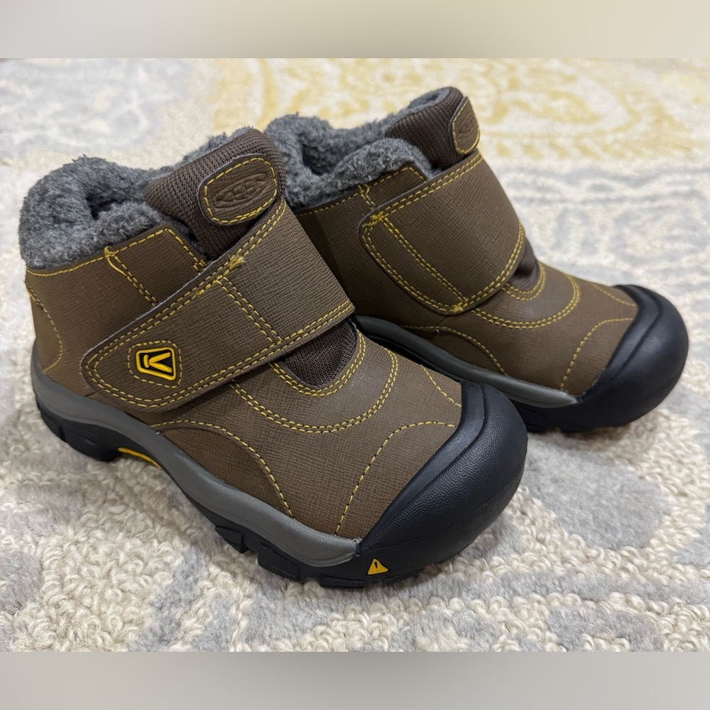 Keen Kids Size 12 Kootenay Waterproof Winter Boots